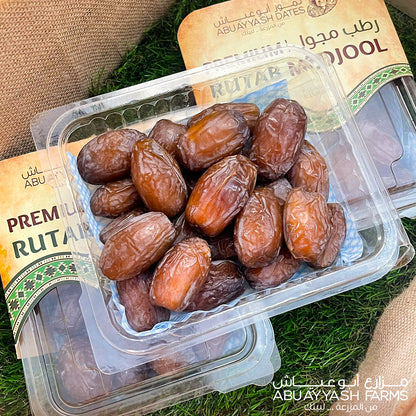 Juicy and fresh Premium Medjool Rutab Dates from AbuAyyash Farms